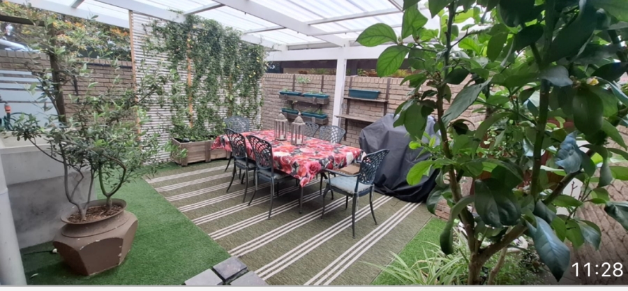 3 Bedroom Property for Sale in Table View Western Cape